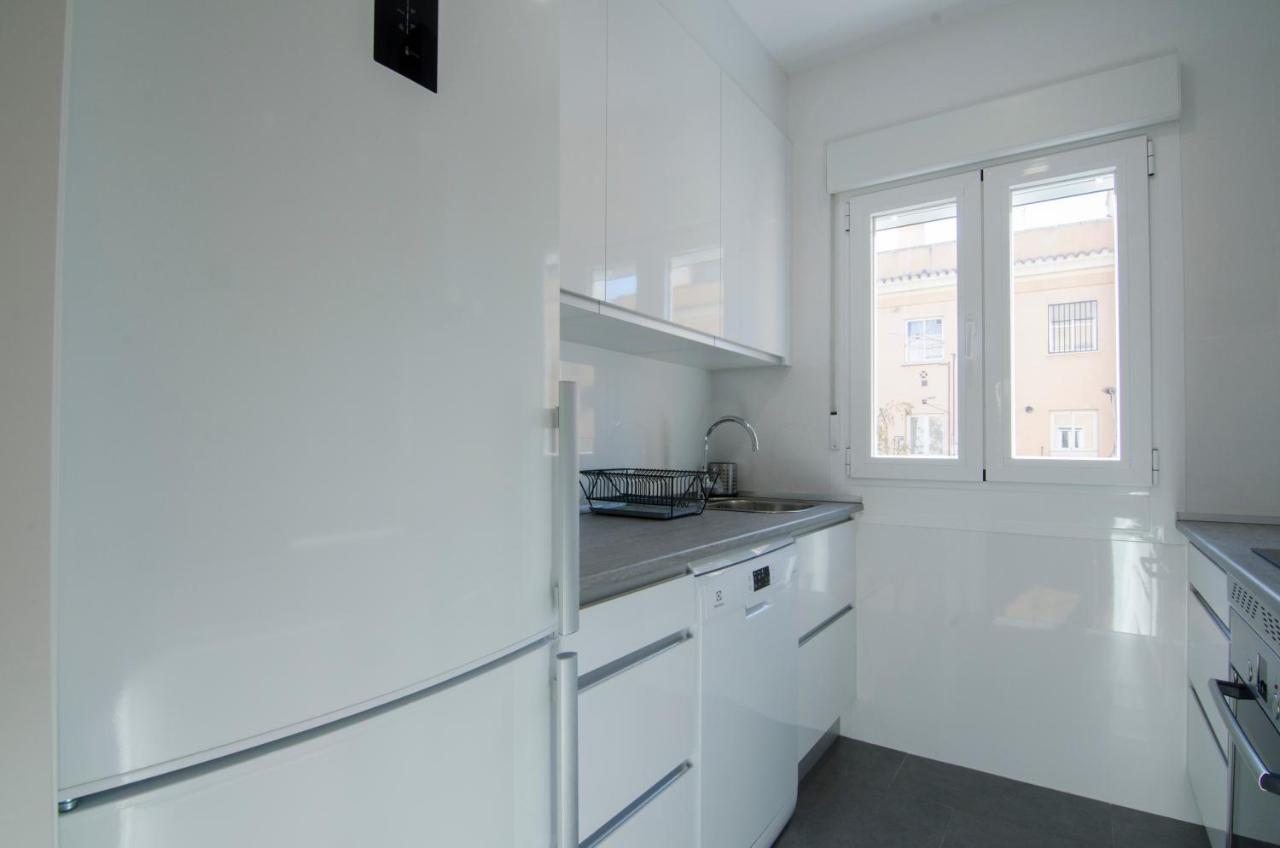 2 Bedrooms 2 Bathrooms Furnished - Bernabeu - Business Area With Terrace - Minty Stay Madrid Exterior photo