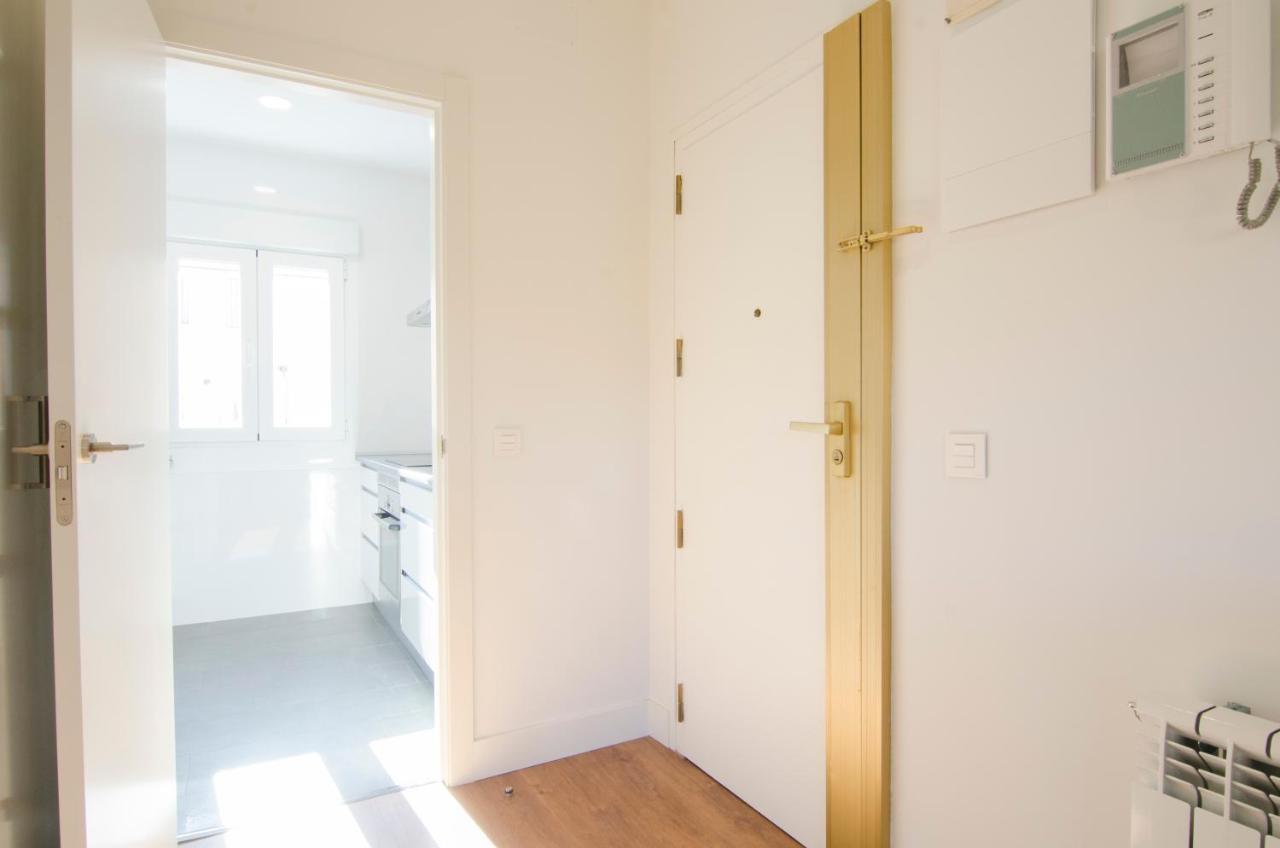 2 Bedrooms 2 Bathrooms Furnished - Bernabeu - Business Area With Terrace - Minty Stay Madrid Exterior photo