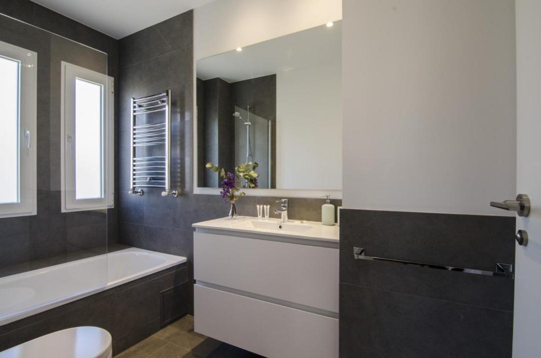 2 Bedrooms 2 Bathrooms Furnished - Bernabeu - Business Area With Terrace - Minty Stay Madrid Exterior photo