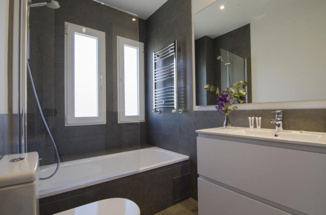 2 Bedrooms 2 Bathrooms Furnished - Bernabeu - Business Area With Terrace - Minty Stay Madrid Exterior photo