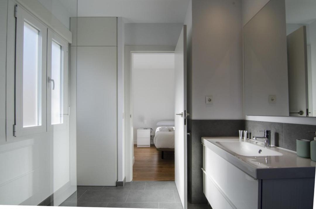 2 Bedrooms 2 Bathrooms Furnished - Bernabeu - Business Area With Terrace - Minty Stay Madrid Exterior photo